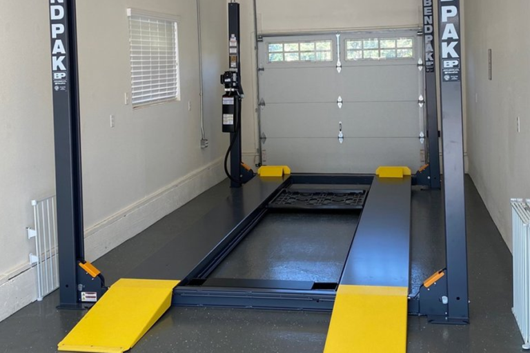 Best Buy Auto Equipment 4 Post Car Lifts for Enthusiasts Best Buy